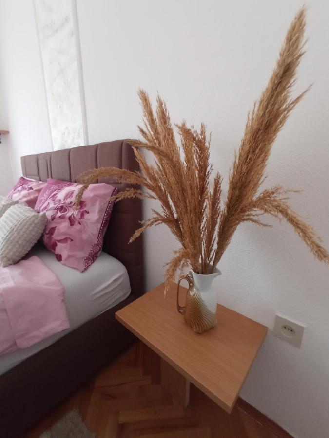Apartman Maja Требине Екстериор снимка