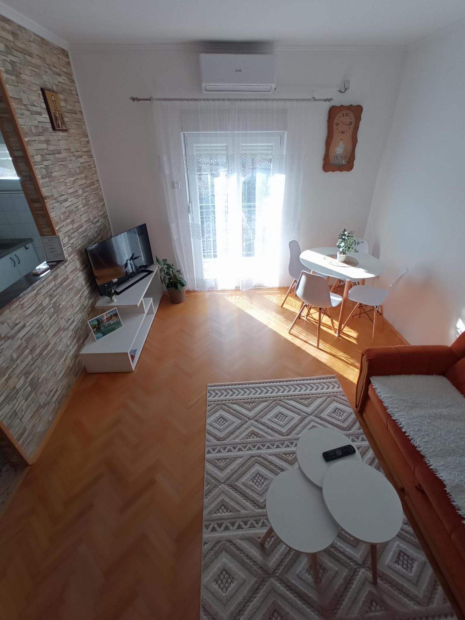 Apartman Maja Требине Екстериор снимка