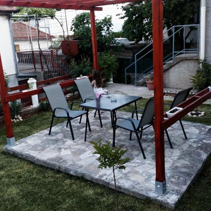Apartman Maja Требине Екстериор снимка